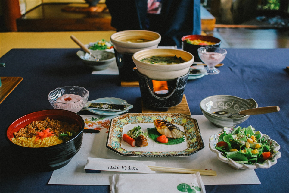 整木定制餐廳設計，感受有顏有味的生活藝術(shù)(圖1)